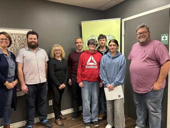 Maison des jeunes La Forteresse | Projet : L’art d’offrir, un Noël signé par nos jeunes